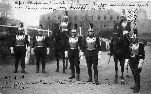 Avant l'escorte, Quartier Dupleix le 23 avril 1914